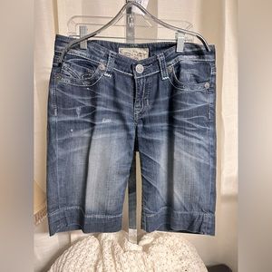 Big Star womens jean shorts size 28